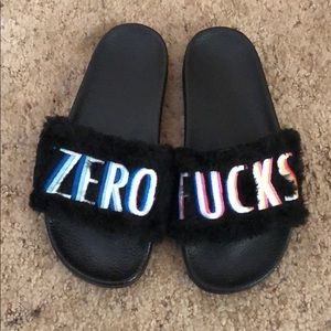 KIMOJI ZERO FUCKS SLIDES